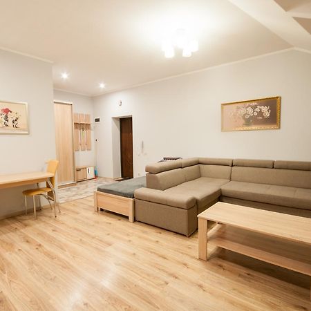 Wonderful Flat On City Center Užhorod Esterno foto